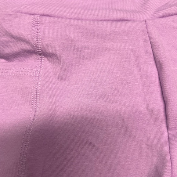 OshKosh B'gosh Lavender Bike Shorts - Picture 4 of 4